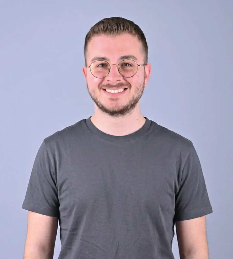 Dt. Burak Saygın