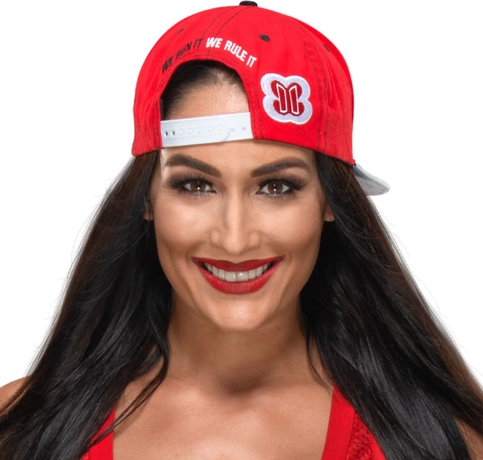 nikki-bella