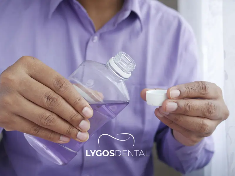 I benefici del collutorio | LYGOS DENTAL