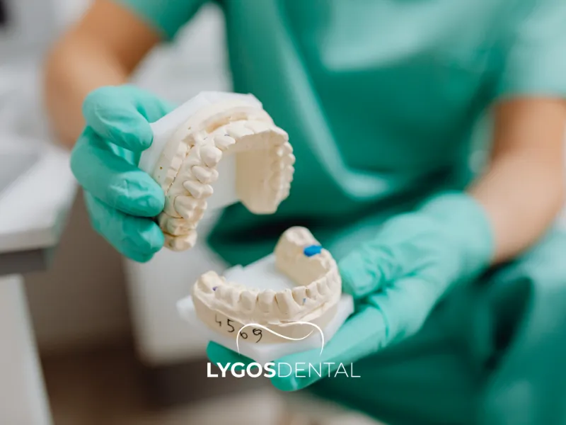 Hollywood Smile Hangi İşlemlerle Yapılır