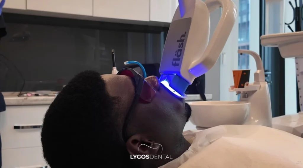 Klinikte beyazlatma süreci nasıl ilerliyor